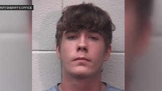 18-year-old charged with shooting woman at Morris, Ill. graduation party