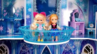 ICE castle ! Elsa and Anna toddlers - Big surprise