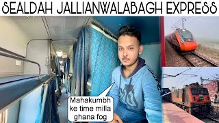 Mahakumbh k Time JallianwalaBagh Express meh Journey | Sealdah to Delhi 12379 JallianwalaBagh