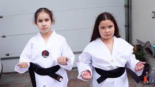 TEACHING MY LITTLE SISTERS HOW TO FIGHT!!