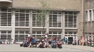 Ik ben blij dat je terug bent op school - Trailer