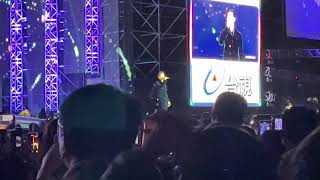 221231台中水湳中央公園 跨年演唱會 周興哲 - 愛我的時候