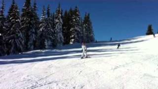 Simone aan het skiën