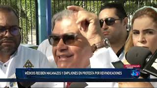 Entre agresiones y disturbios médicos marchan en reclamos de reivindicaciones