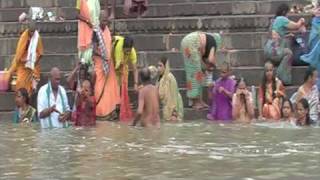 Varanasi holy town ( dead human body in ganga) HQ