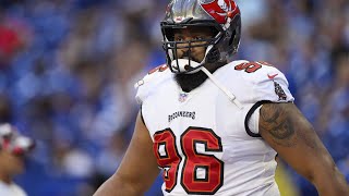 Tampa Bay Buccaneers Akiem Hicks OUT FOR A MONTH due to injury!