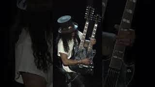 Guns N' Roses - Knockin' On Heaven's Door - Slash Guitar Solo 2 (LIVE)