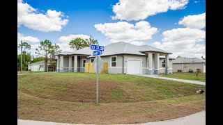 Duplex on corner lot