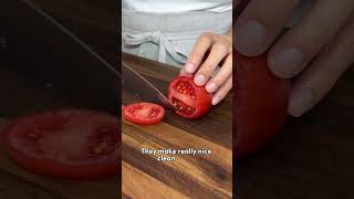 What Type of Knife Should I Use to Cut Tomatoes?