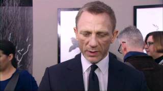 Daniel Craig's 'The Girl with the Dragon Tattoo' Premiere Red Carpet Interview