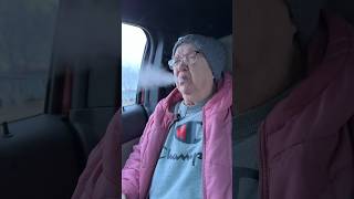 GRANDMA TRYS VAPING! 👵🏼😂💨