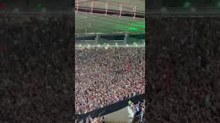 Torcida do Fluminense canta nome de Vitor Pereira no Maracanã! 🤣