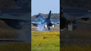 百里基地F-2戦闘機超間近の03Lウエスト[WEST]降り!! #百里基地 #jasdf  #F-2 #shorts #short