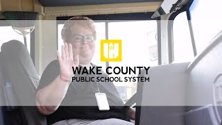 Hiring: Bus drivers and mechanics receive great perks!