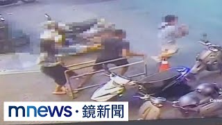 酒客「踢鋁罐」爆衝突　KTV前大打出手｜#鏡新聞