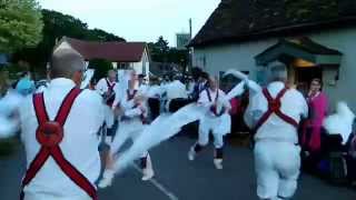 Redbornstoke Morris - Upton on Severn Hanky Dance