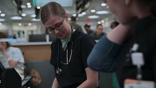 Mel kicks the shredder || Dr. King, Dr. Whittaker & Dr. Santos - The Pitt: || 1080P HD CLIP