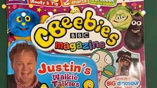 CBEEBIES MAGAZINE (JUSTIN’S WALKIE TALKIE SET) 🎙🌝☀️☀️