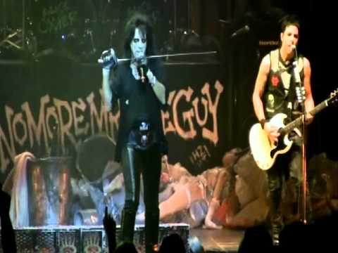 Alice Cooper B$B - YouTube