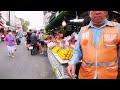 fresh seafood can be found at this market and many other thai dishes.