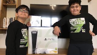 PlayStation 5 Kutu Açılışı ve Tanıtımı Ps5 Unboxing Başar\u0026BartuBros