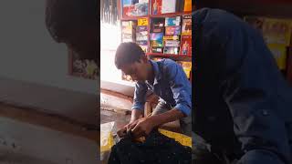 बेवकूफ दुकानदार 🤣🤣🤣#shorts #comedy #funny #viral #youtubeshorts