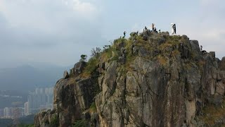 Protesters erect 'Lady Liberty' statue on Hong Kong mountain top | AFP