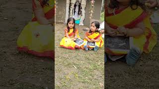 শ্রীণিকা শ্রীনীজা এ কি বলছে 😂#youtubeshort #twin #shrinika #shrinija #twinsister