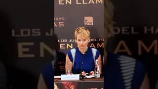 Jennifer Lawrence Spilling Mints At A Press Conference | Celebrity Moments #Shorts #TikTok