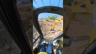 Pouring concrete thrust blocks for a pipeline with an excavator #dozerking #constructionlife #hma