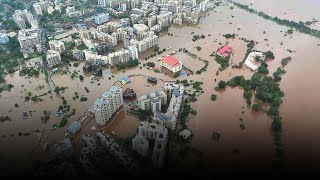 മഴയിൽ മുങ്ങി മഹാരാഷ്ട്ര; വീടുകളുടെ ഒന്നാംനിലയില്‍ വരെ വെള്ളം