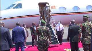 Museveni's historic visit to Tanzania, meets Magufuli without face mask amid the Pandemic, praised