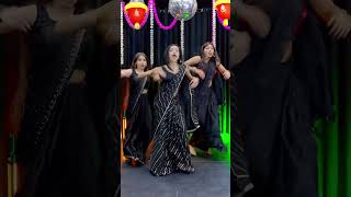 Chhote Chhote Bhaiyon Ke Bade Bhaiya | Hum Saath Saath Hain | #Weddingdance #shortsvideo #snehu