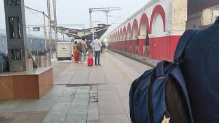 22426 Anand Vihar - Ayodhya Cantt Vande Bharat Express 🚉😍 arrival