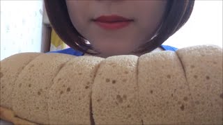 女子の一人おやつ☆もち食感ロールカフェラテ食べるだけ！eating sounds