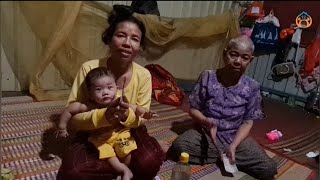 Khmer-American charity donates money to 68-year-old Oum Srey San Sorn and his poor daughter