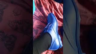 Fluevog shoe review. the Draco in blue.