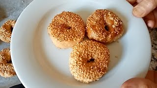 Salted Sesame Cookies Recipe. Turkish Sesame Pastry. Tiny Bagel Recipe. Snack Salty Cookies.