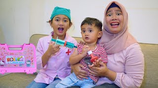 AZAM DI SUNTIK IMUNISASI 😱 MAIN DOKTER DOKTERAN