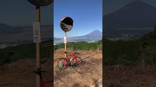 【富士山】長尾峠からの下り。山が丸裸になってた。#富士山 #ロードバイク