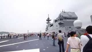 2015 6.13 よこすかYYのりものフェスタ 護衛艦いずも 船尾から船首まで歩く