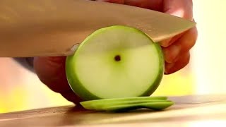 Art In Apple Flowers | Fruit Carving Garnish | Apple Art | Apple Cutting Skills