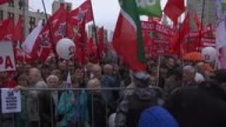 Communists protest Moscow council elex procedures