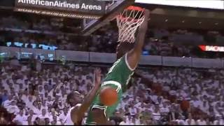 Throwback: Brandon Bass dunks on Dwyane Wade (07/07/2012)