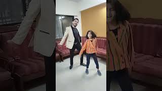 Nashe Si Chadh Gayi 🕺💃_ Father & Daughter #dance #trending #reels #reel #shorts #new #YoutubeShorts