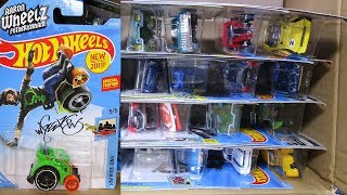 2019 C USA Hot Wheels Case Unboxing 2019 New Hot Wheels Cars with Wheelie Chair!