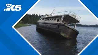 Here's how a boat washed up in Dyes Inlet near Bremerton