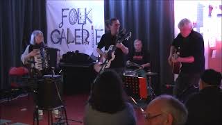 The Galerie Sessions (Rochechouart, France) - Talisman  [She never talks about you]