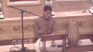 Evening Bhagavad Gita Class by Bhakta Prachur Prabhu