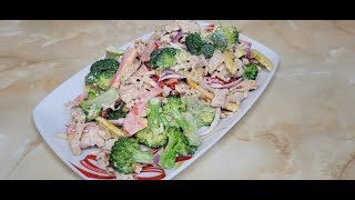 Salad with chicken and broccoli